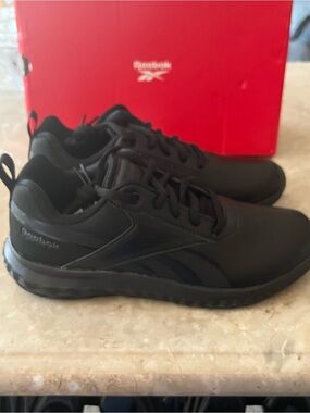 Reebok Men's Black Low-Top Athletic Sneakers